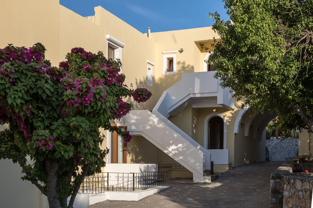Langley Resort Almirida Bay Exterior photo